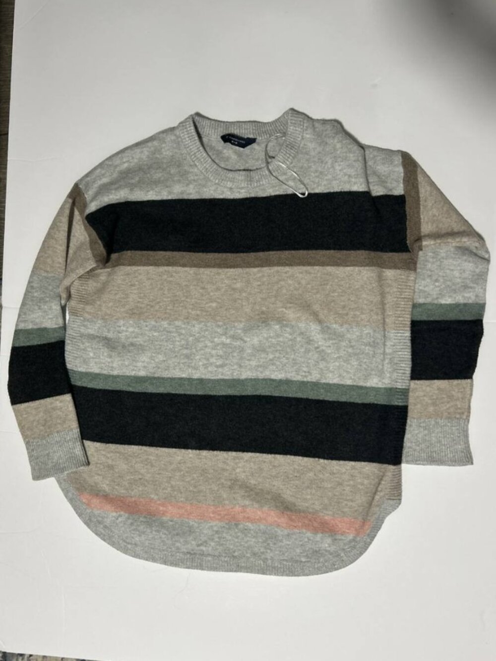 Denver Hayes Striped Crewneck Sweater Women’s M